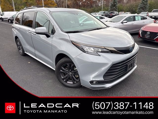 2024 Toyota Sienna Woodland Edition