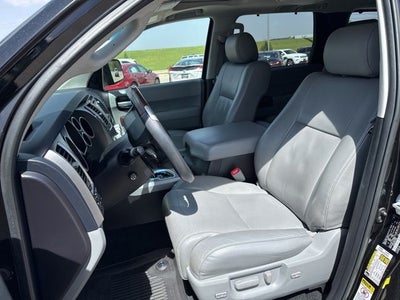 2017 Toyota Sequoia Platinum