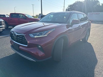 2020 Toyota Highlander Hybrid Platinum
