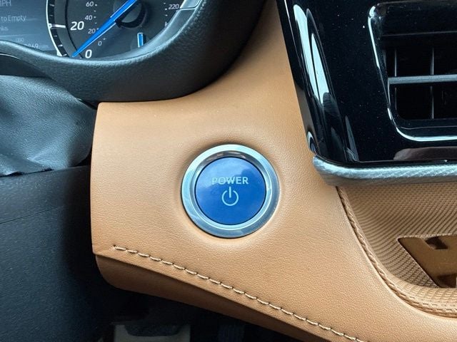 2020 Toyota Highlander Hybrid Platinum