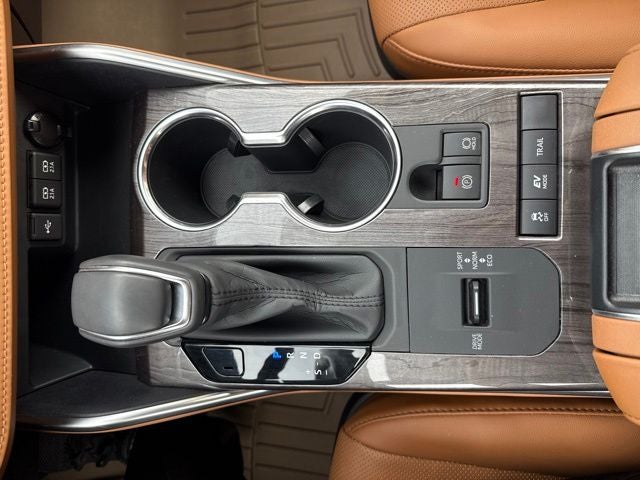 2020 Toyota Highlander Hybrid Platinum