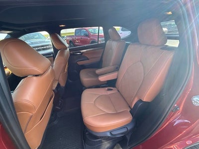 2020 Toyota Highlander Hybrid Platinum