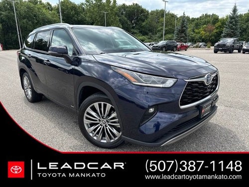 2023 Toyota Highlander Hybrid Platinum