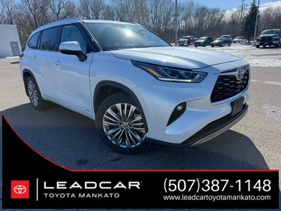 2024 Toyota Highlander Hybrid Platinum