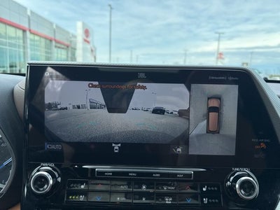 2021 Toyota Highlander Hybrid Platinum