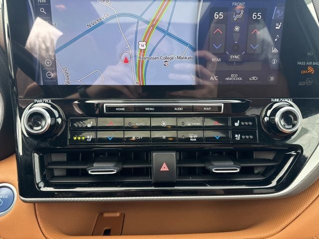 2021 Toyota Highlander Hybrid Platinum