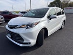 2023 Toyota Sienna Platinum 7 Passenger