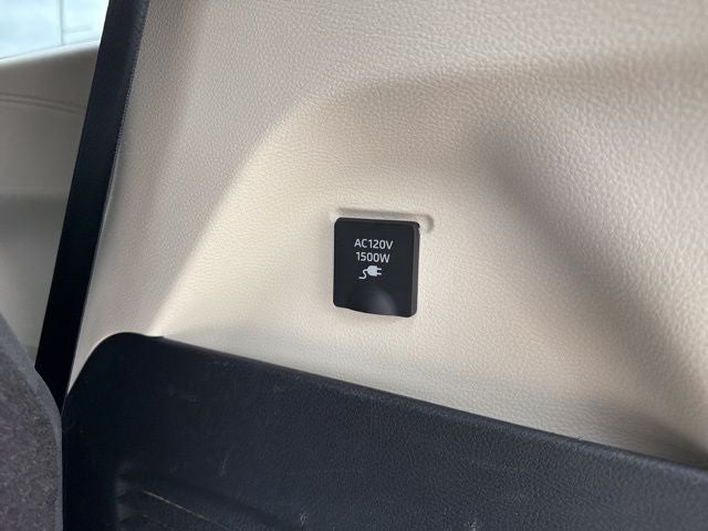 2025 Toyota Sienna Platinum 7 Passenger