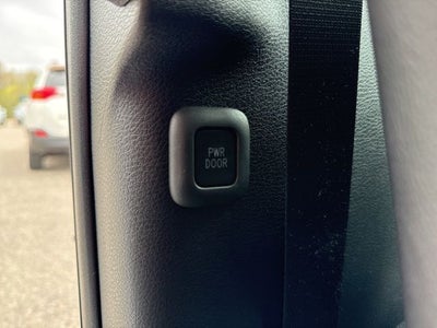 2025 Toyota Sienna Platinum 7 Passenger