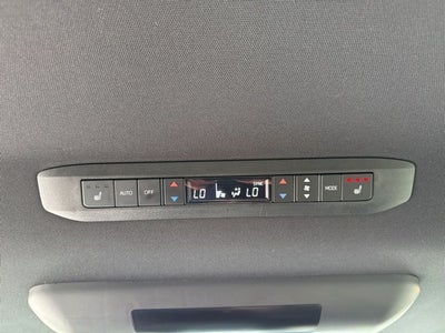 2025 Toyota Sienna Platinum 7 Passenger