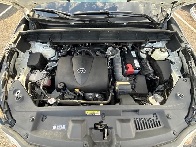 Used 2021 Toyota Highlander Platinum with VIN 5TDFZRBH5MS064500 for sale in Mankato, Minnesota