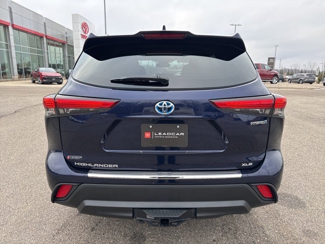 2022 Toyota Highlander Hybrid XLE