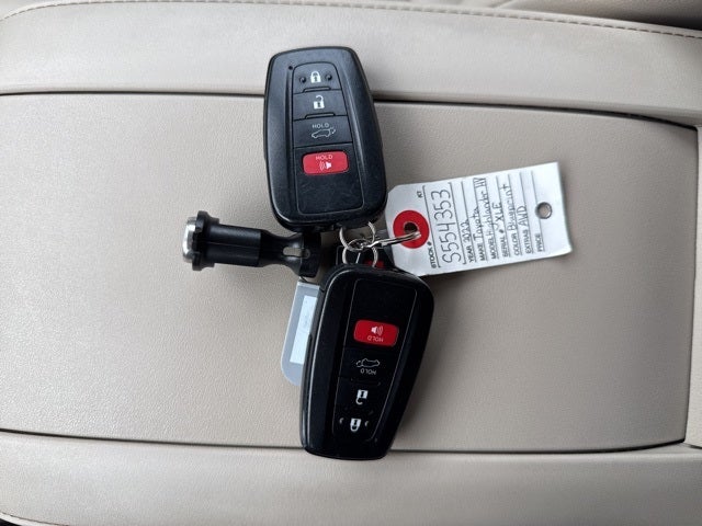 2022 Toyota Highlander Hybrid XLE