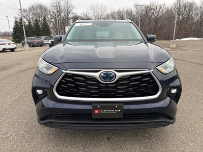 2022 Toyota Highlander Hybrid XLE