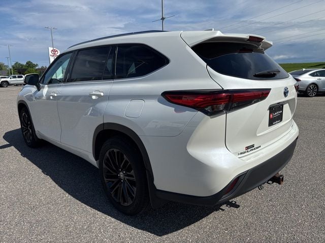 2021 Toyota Highlander Hybrid XLE