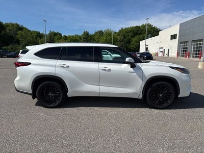 2021 Toyota Highlander Hybrid XLE