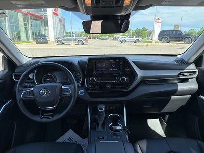 2021 Toyota Highlander Hybrid XLE