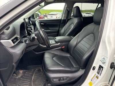2021 Toyota Highlander Hybrid XLE