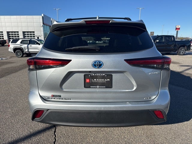 2022 Toyota Highlander Hybrid XLE
