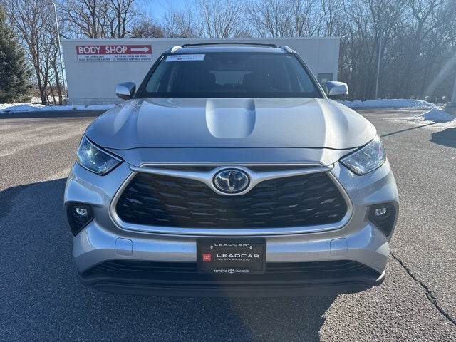 2022 Toyota Highlander Hybrid XLE