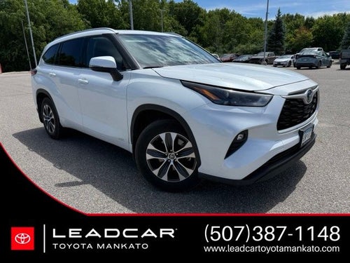 2022 Toyota Highlander Hybrid XLE