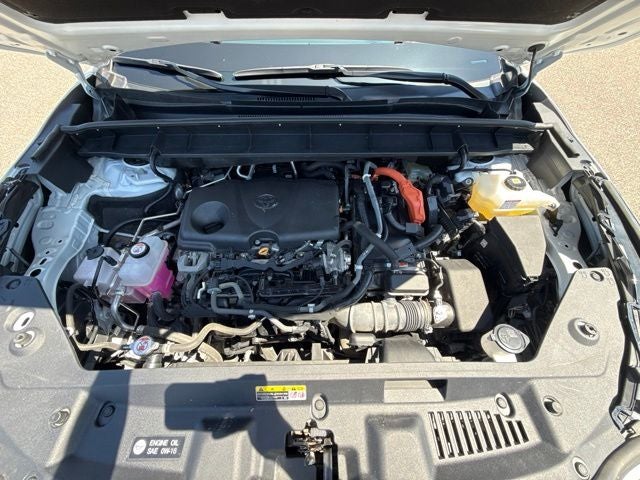Used 2022 Toyota Highlander XLE with VIN 5TDGBRCHXNS550566 for sale in Mankato, Minnesota