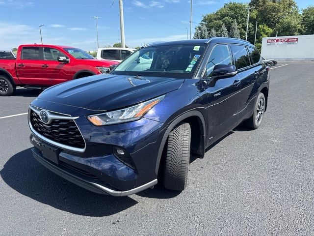 2020 Toyota Highlander Hybrid XLE