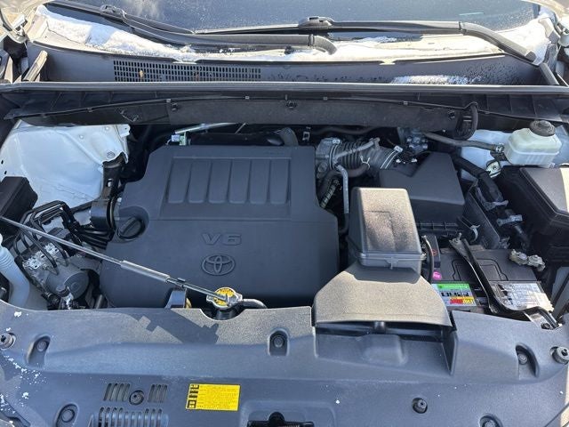 Used 2015 Toyota Highlander XLE with VIN 5TDJKRFH6FS119404 for sale in Mankato, Minnesota