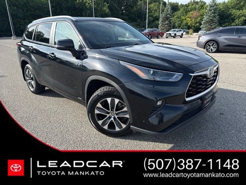 2024 Toyota Highlander Hybrid XLE