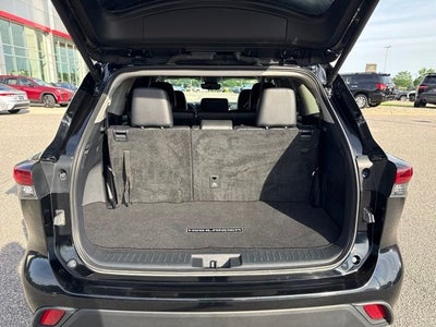 2024 Toyota Highlander Hybrid XLE