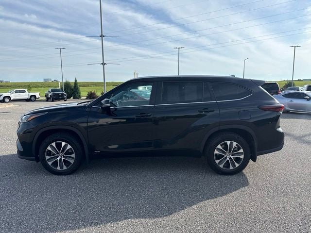 2024 Toyota Highlander Hybrid XLE