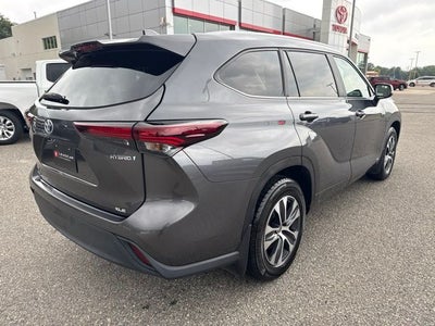 2024 Toyota Highlander Hybrid XLE