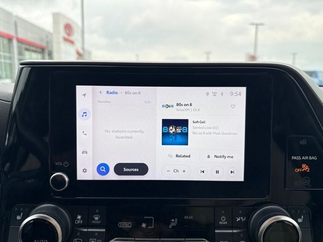 2024 Toyota Highlander Hybrid XLE