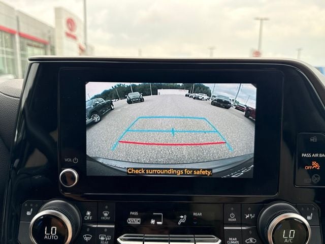 2024 Toyota Highlander Hybrid XLE