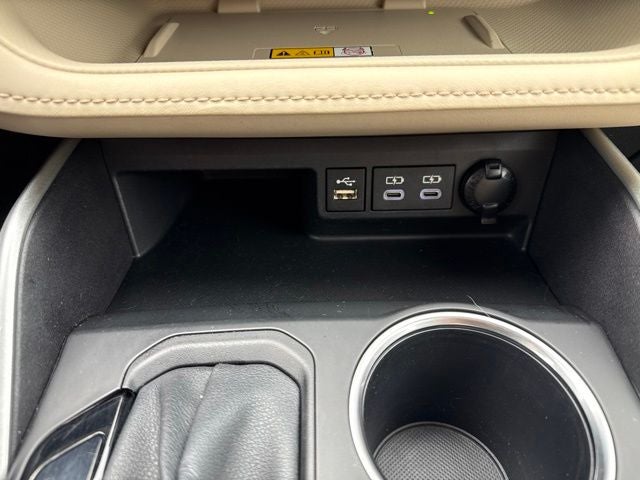 2024 Toyota Highlander Hybrid XLE