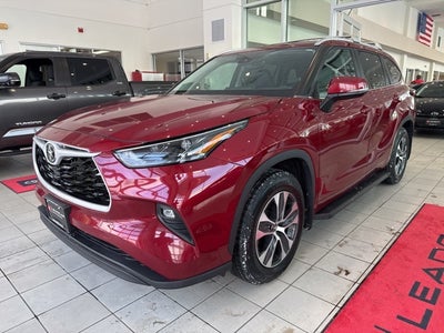 2023 Toyota Highlander XLE
