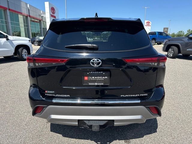 2023 Toyota Highlander Platinum