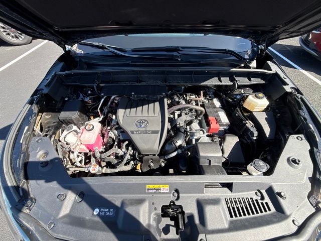 Used 2023 Toyota Highlander XLE with VIN 5TDKDRBH7PS035355 for sale in Mankato, Minnesota