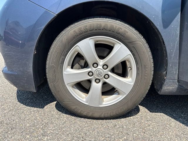 2015 Toyota Sienna LE 8 Passenger