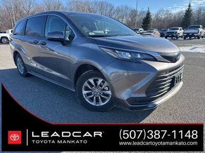 2024 Toyota Sienna LE 8 Passenger