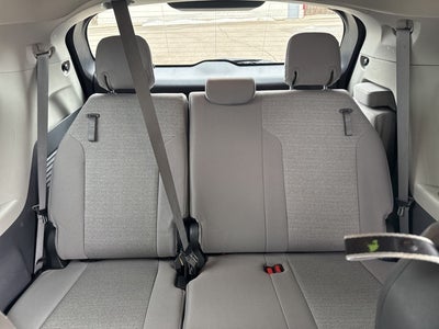 2024 Toyota Sienna LE 8 Passenger