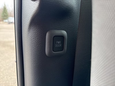 2024 Toyota Sienna LE 8 Passenger