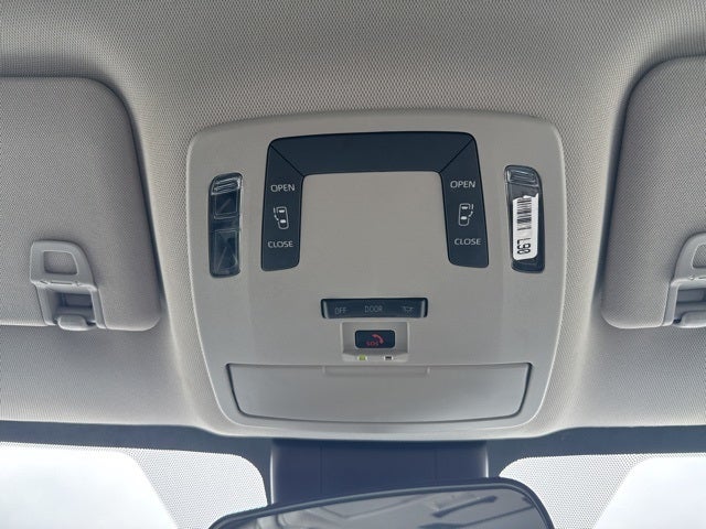 2024 Toyota Sienna LE 8 Passenger