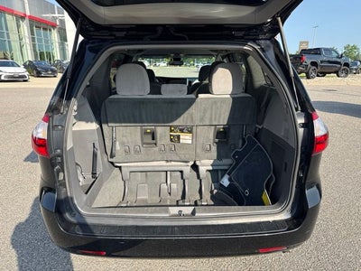 2019 Toyota Sienna LE 8 Passenger