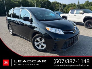 2019 Toyota Sienna LE 8 Passenger