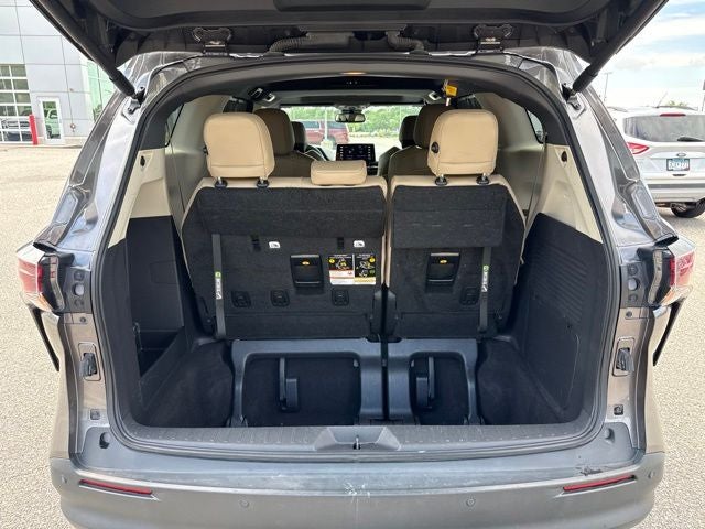 2023 Toyota Sienna XLE 7 Passenger