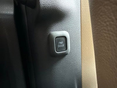 2023 Toyota Sienna XLE 7 Passenger