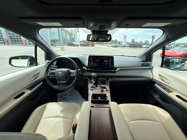 2023 Toyota Sienna XLE 7 Passenger