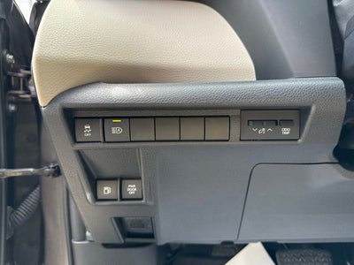 2023 Toyota Sienna XLE 7 Passenger