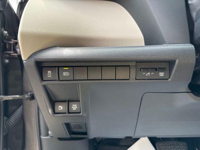 2023 Toyota Sienna XLE 7 Passenger